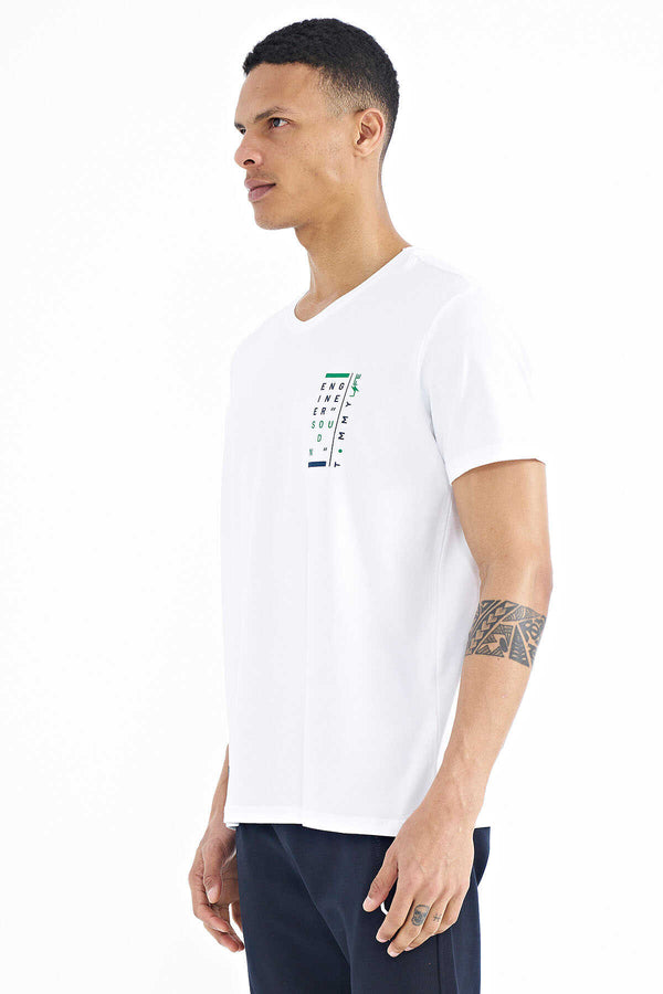 Tommylife Toptan Beyaz Baskı Detaylı V Yaka Standart Kalıp Erkek T-Shirt - 88186