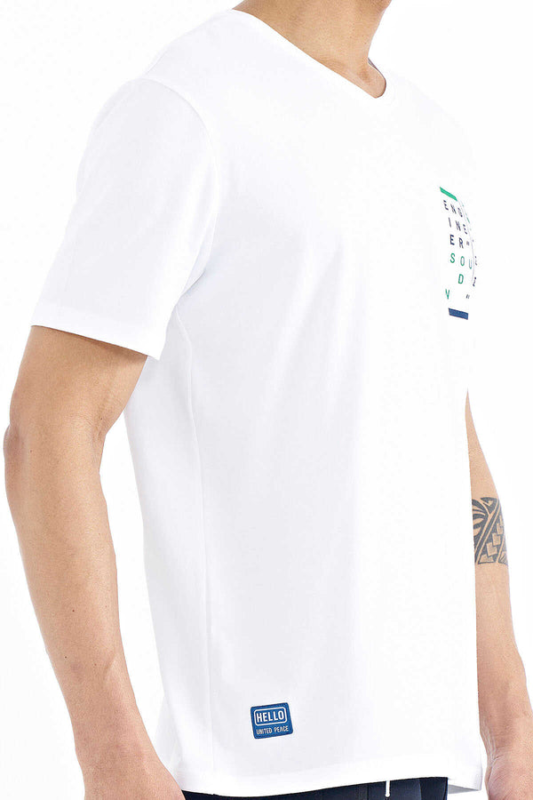 Tommylife Toptan Beyaz Baskı Detaylı V Yaka Standart Kalıp Erkek T-Shirt - 88186