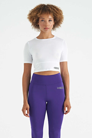 Tommylife Toptan Beyaz Sırt Dekolteli Standart Kalıp O Yaka Kadın Crop T-Shirt - 97265