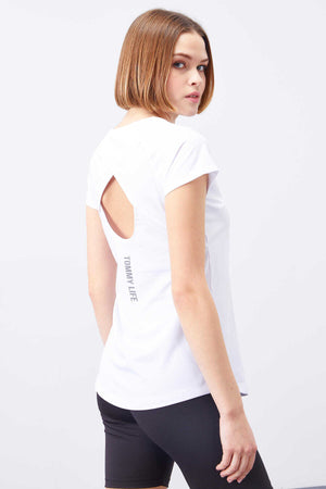 Tommylife Toptan Beyaz Sırt Pencereli Kısa Kol Standart Kalıp O Yaka Kadın T-Shirt - 97101