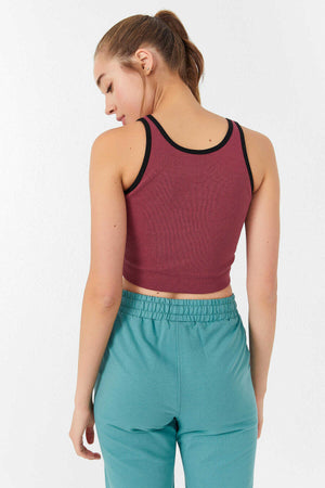 Tommylife Toptan Bordo Basic Sıfır Kol Dar Kalıp U Yaka Kadın Crop Top Atlet - 97162