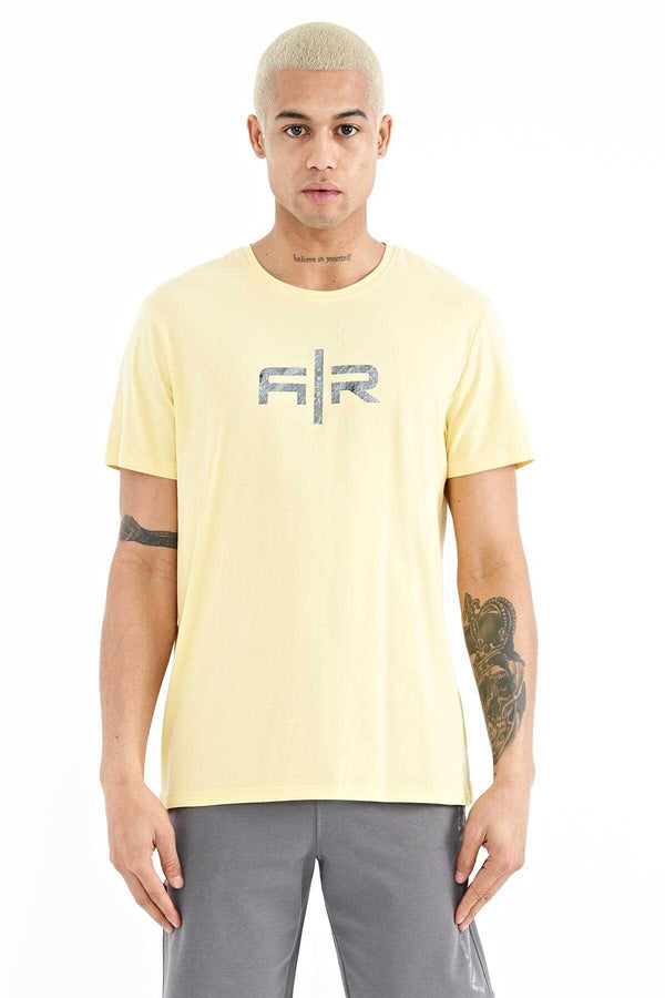 Tommylife Toptan Boris O Yaka Standart Kalıp Baskılı Erkek T-Shirt 88206 Sarı