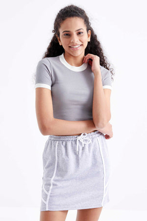 Tommylife Toptan Gri Basic Kol Detaylı O Yaka Kadın Crop Top T-Shirt - 97200