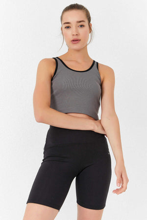 Tommylife Toptan Gri Basic Sıfır Kol Dar Kalıp U Yaka Kadın Crop Top Atlet - 97162