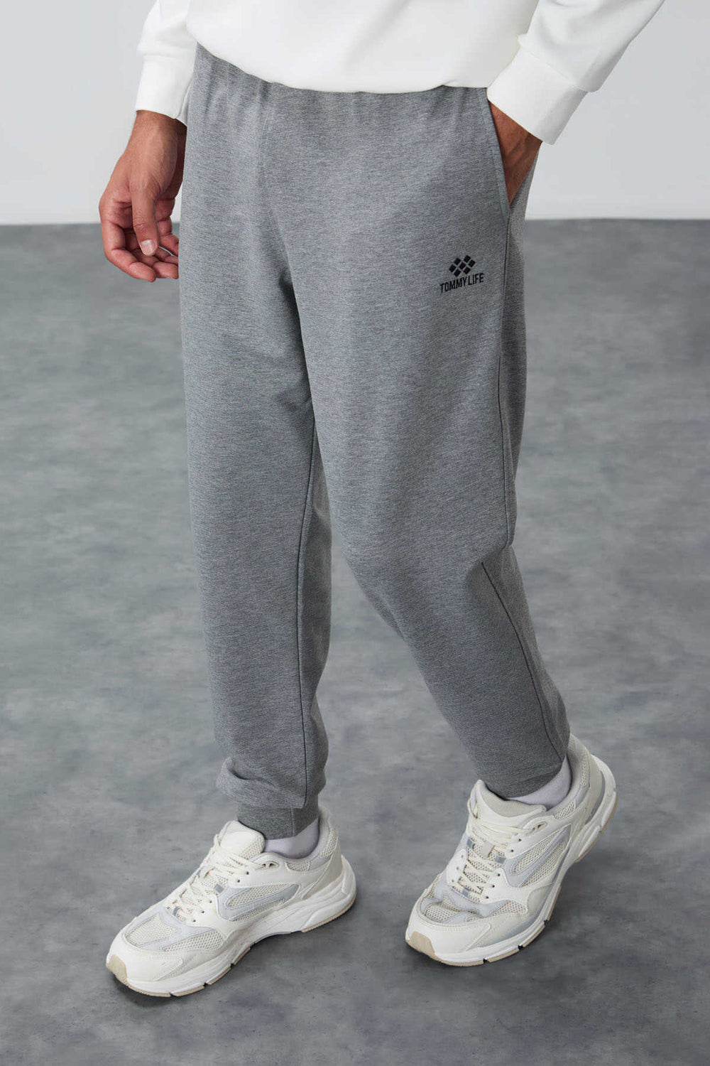 Tommylife Toptan Gri Melanj Klasik Cepli Standart Kalıp Manşetli Erkek Eşofman Alt - 84652