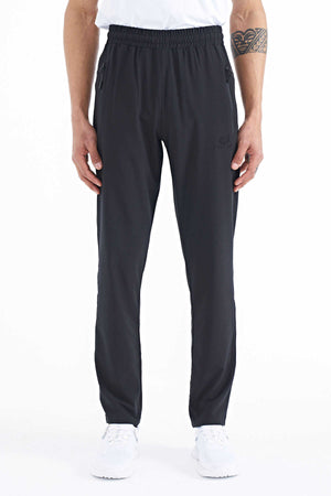 Pantaloni de trening pentru bărbați Tommylife Wholesale Classic Leg Standard Fit cu trei buzunare, 84768, negri