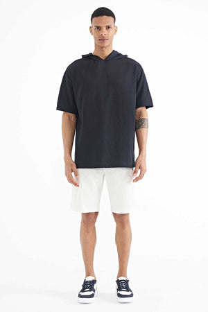 Tricou supradimensionat cu glugă bleumarin Tommylife Wholesale și etichetă pe mânecă - 88179