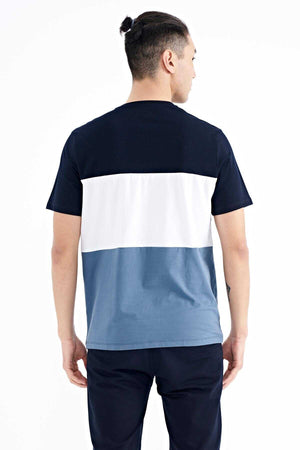 Tricou bărbătesc Tommylife Wholesale, bleumarin, cu imprimeu în gradient, guler rotund, croială standard - 88177