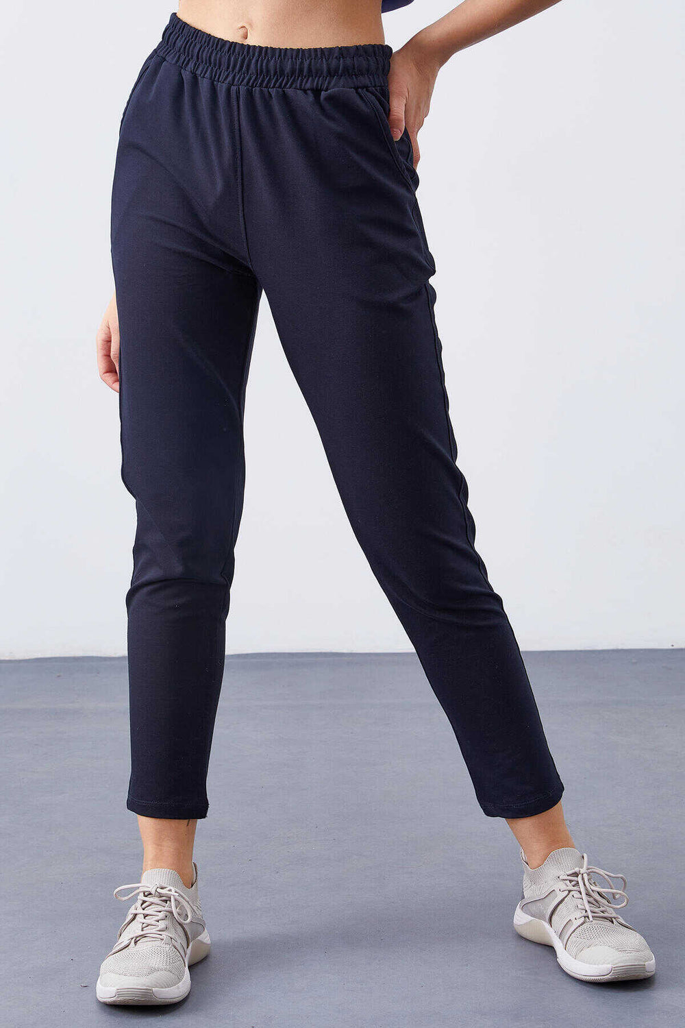 Tommylife Toptan Lacivert Yüksek Bel Jogger Rahat Form Dar Paça Kadın Eşofman Alt - 94566