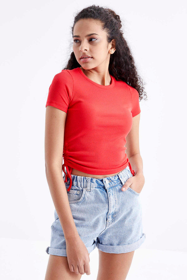 Tommylife Wholesale Tricou scurt pentru femei cu imprimeu floral de rodie, cu guler în O, model simplu, cu încrețituri laterale, model floral - 97203