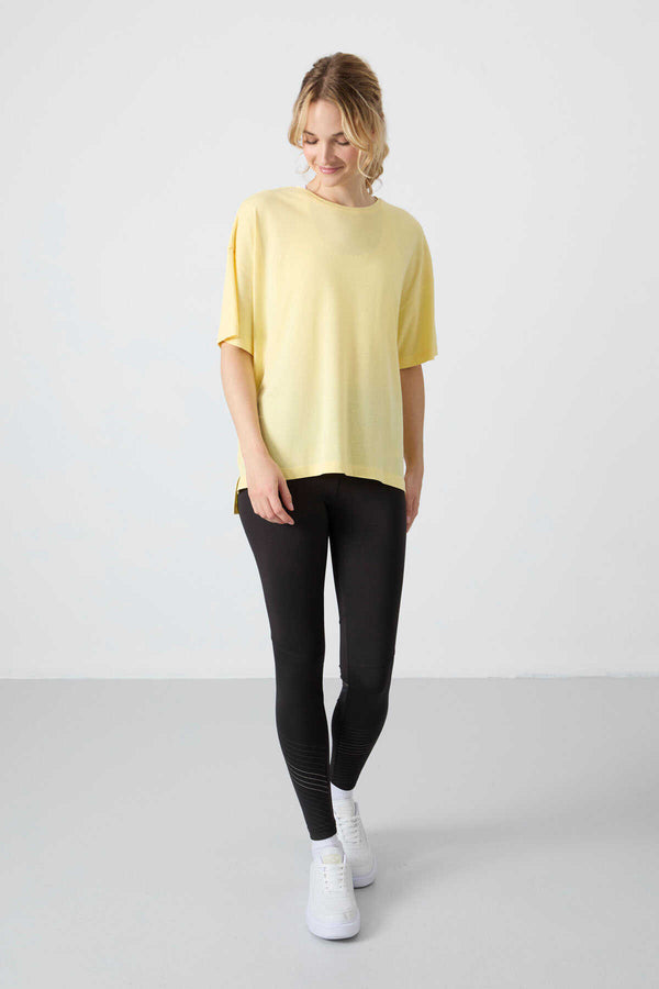 Tommylife Toptan O Yaka Oversize Basic Kadın T-Shirt 97285 Sarı
