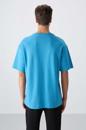 Tommylife Toptan O Yaka Oversize Baskılı Erkek T-Shirt 88325 Petrol Mavi