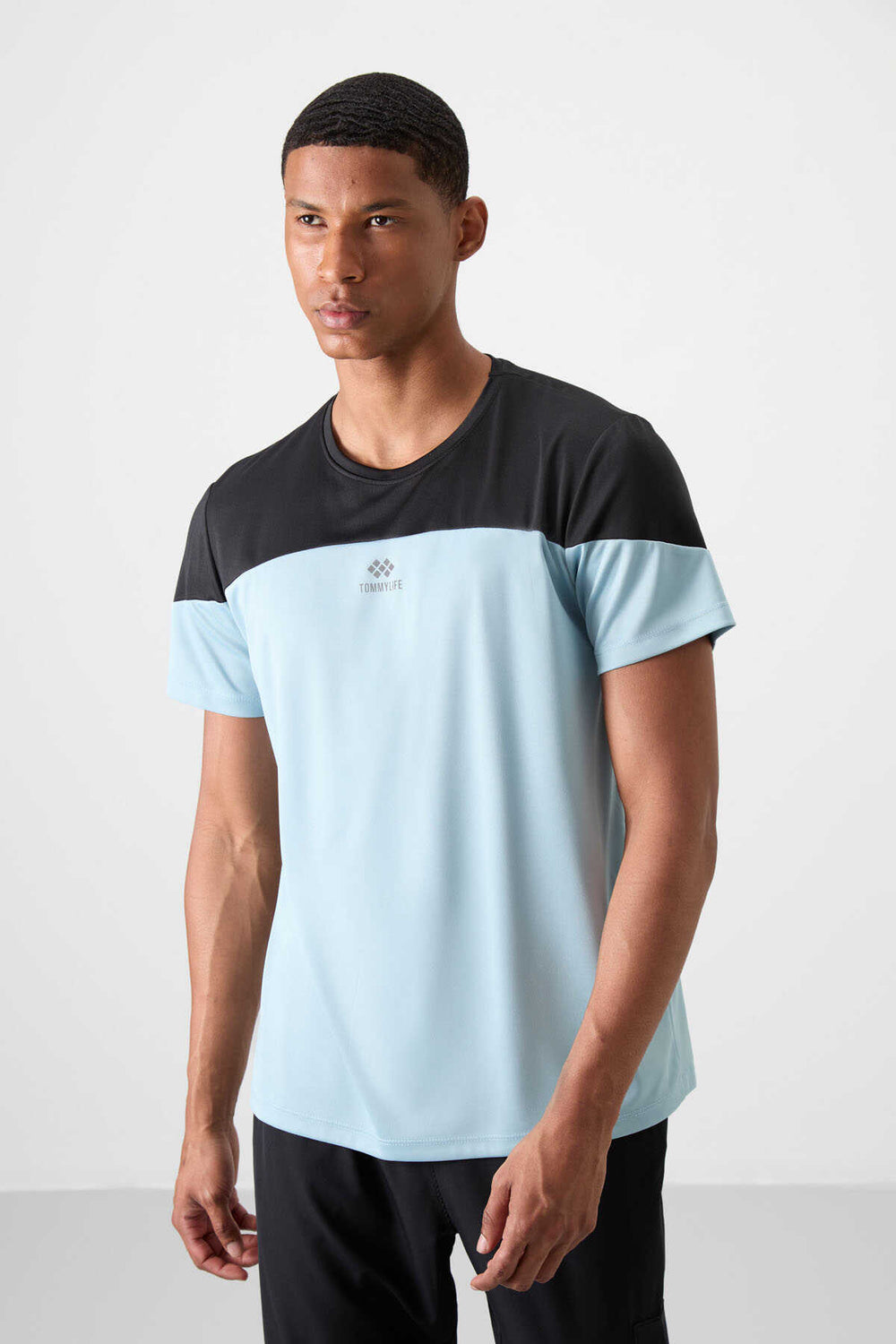 Tommylife Toptan O Yaka Standart Kalıp Aktif Spor Erkek T-Shirt 88386 Açık Mavi