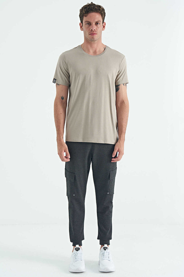 Tricou bărbătesc Tommylife Wholesale cu guler rotund, croială standard, de bază, 87911, bej închis