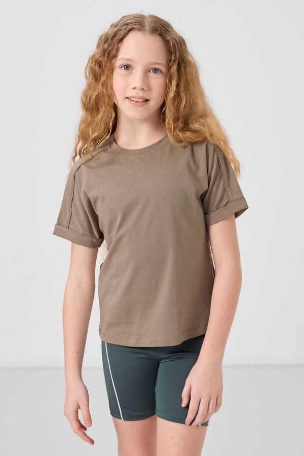 Tommylife Toptan Pamuklu O Yaka Oversize Fit Basic Kız Çocuk T Shirt 75182 Koyu Bej