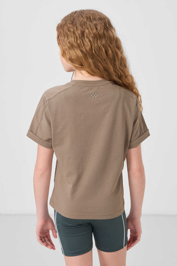 Tommylife Toptan Pamuklu O Yaka Oversize Fit Basic Kız Çocuk T Shirt 75182 Koyu Bej