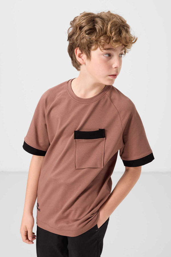 Tommylife Toptan Pamuklu Yumuşak Dokulu Oversize Cep Detaylı Erkek Çocuk T-Shirt 11295 Tarçın
