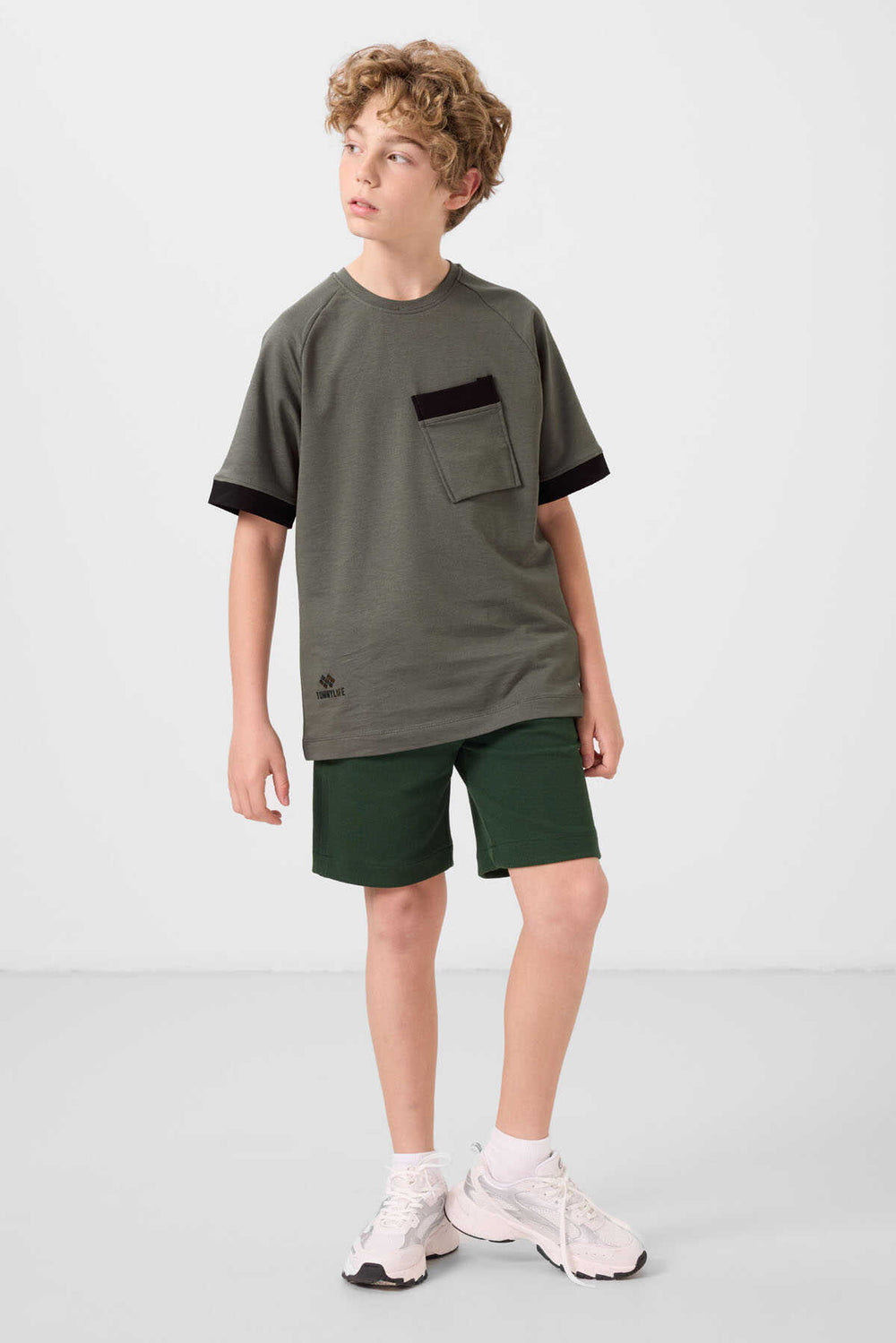Tommylife Toptan Pamuklu Yumuşak Dokulu Oversize Cep Detaylı Erkek Çocuk T-Shirt 11295 Haki