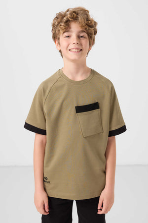 Tommylife Toptan Pamuklu Yumuşak Dokulu Oversize Cep Detaylı Erkek Çocuk T-Shirt 11295 Koyu Bej