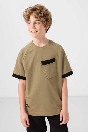 Tommylife Toptan Pamuklu Yumuşak Dokulu Oversize Cep Detaylı Erkek Çocuk T-Shirt 11295 Koyu Bej