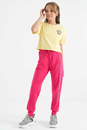 Tommylife Toptan Sarı Ön Arka Baskılı O Yaka Düşük Omuz Oversize Kısa Kollu Kız Çocuk T-Shirt - 75126
