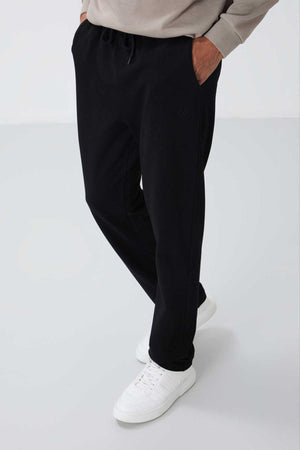 Tommylife Toptan Siyah Bağcıklı Cepli Standart Kalıp Klasik Paça Erkek Eşofman Alt - 84682
