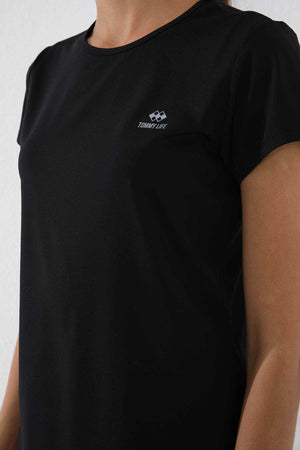 Tricou damă Tommylife Wholesale, negru, cu mânecă scurtă, croială standard, guler rotund - 97144