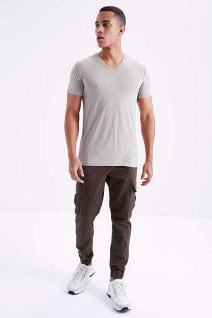 Tricou bărbătesc Tommylife Wholesale cu decolteu în V, croială standard, de bază, 87912, bej închis