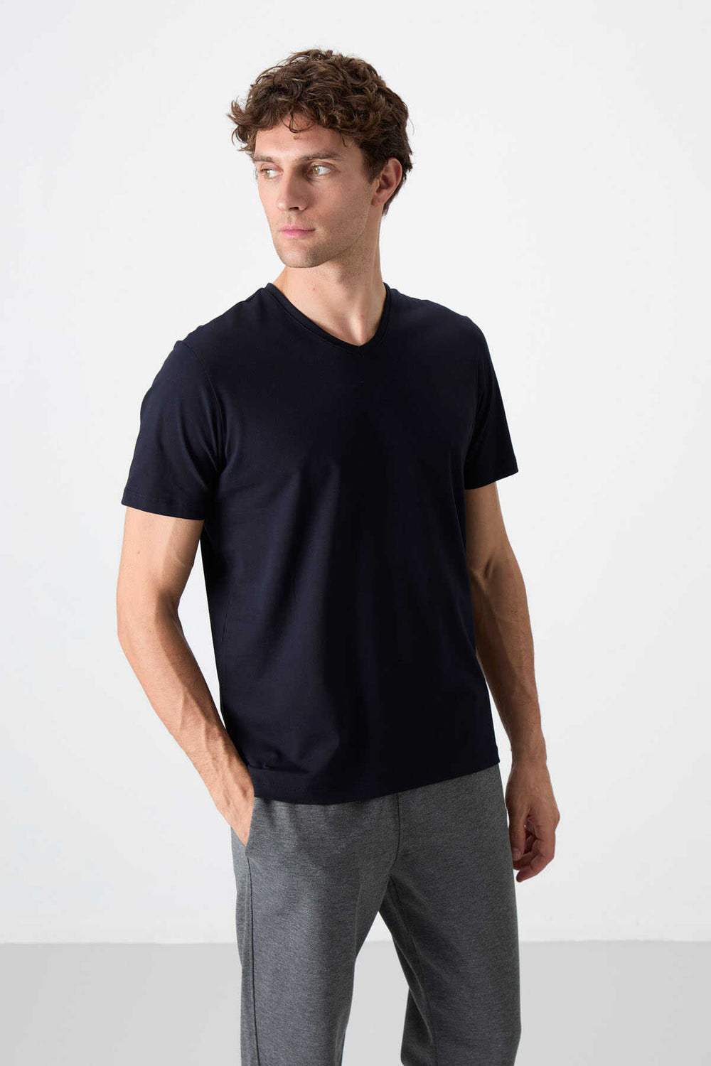 Tommylife Toptan V Yaka Standart Kalıp Basic Erkek T-Shirt 87912 Lacivert
