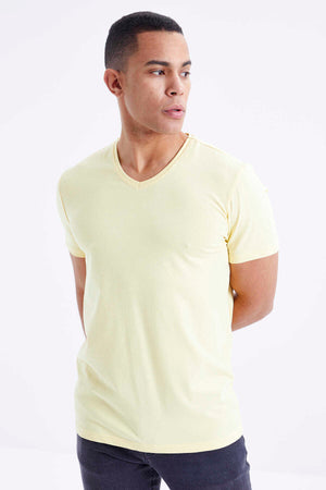 Tricou bărbătesc Tommylife Wholesale cu decolteu în V, croială standard, de bază, 87912, galben
