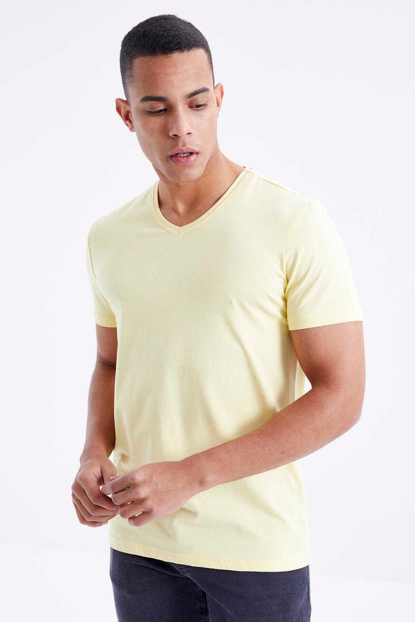 Tricou bărbătesc Tommylife Wholesale cu decolteu în V, croială standard, de bază, 87912, galben