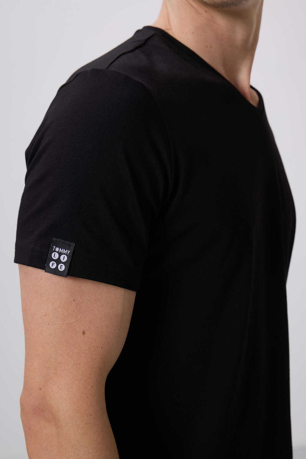 Tricou bărbătesc Tommylife Wholesale cu decolteu în V, croială standard, de bază, 87912, negru