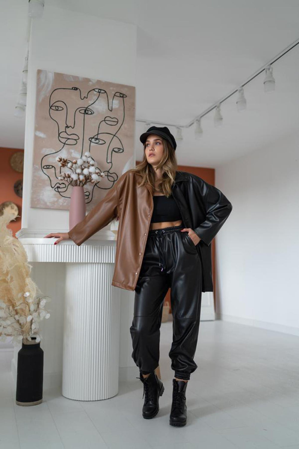 Toptan Siyah Garnili Çıtçıtlı Deri Gömlek Siyah STD