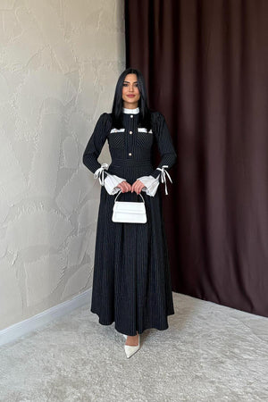 Toptan Siyah Pilise Detaylı Elbise