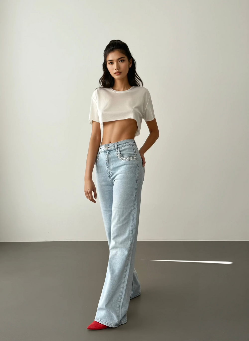 Yüksek Bel Cep Ön Cep Taş İşleme Detaylı Light Blue Jean Pantolon