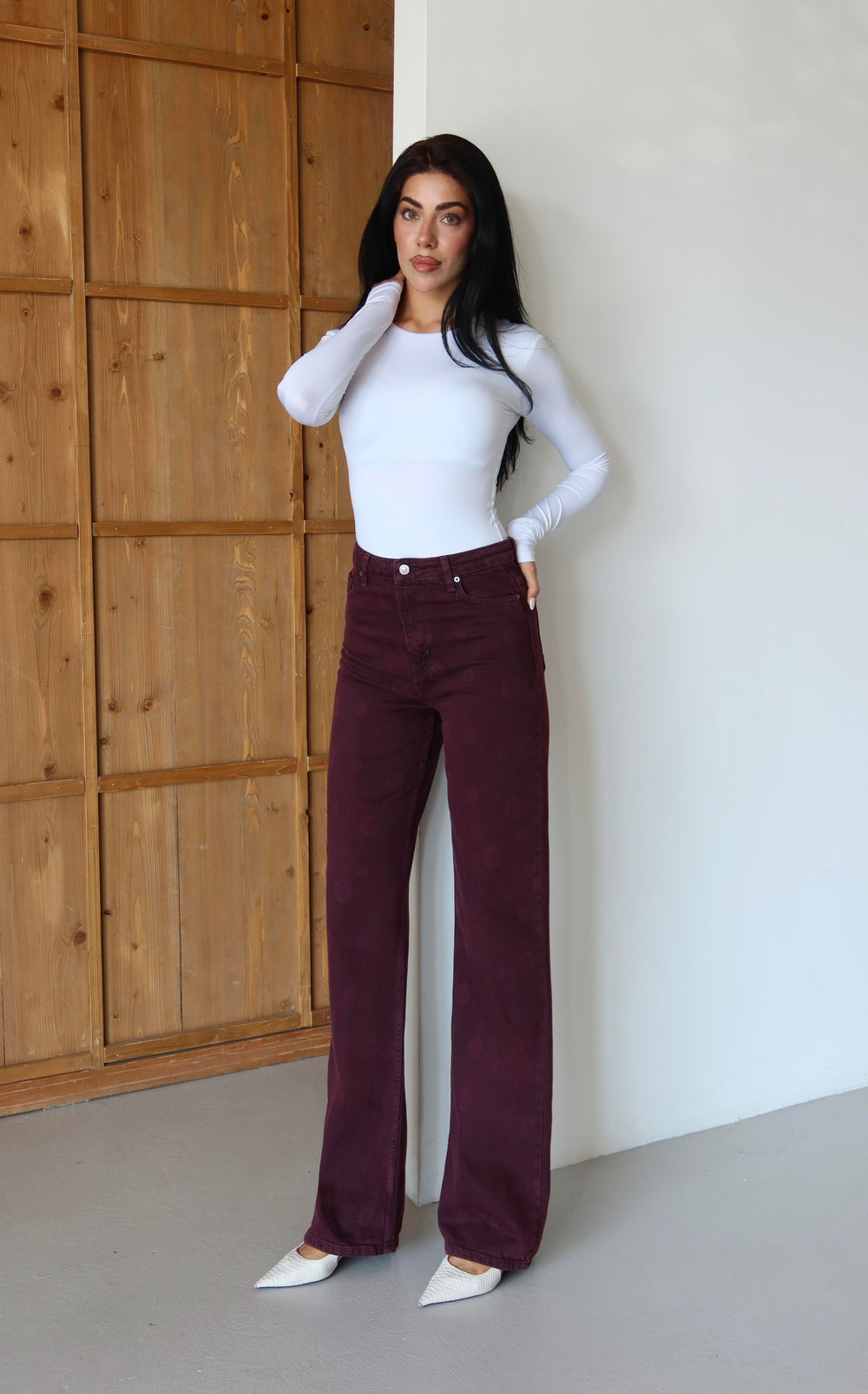 Yüksek Bel Geniş Kesim Çiçek Desenli Bordo Jean Pantolon