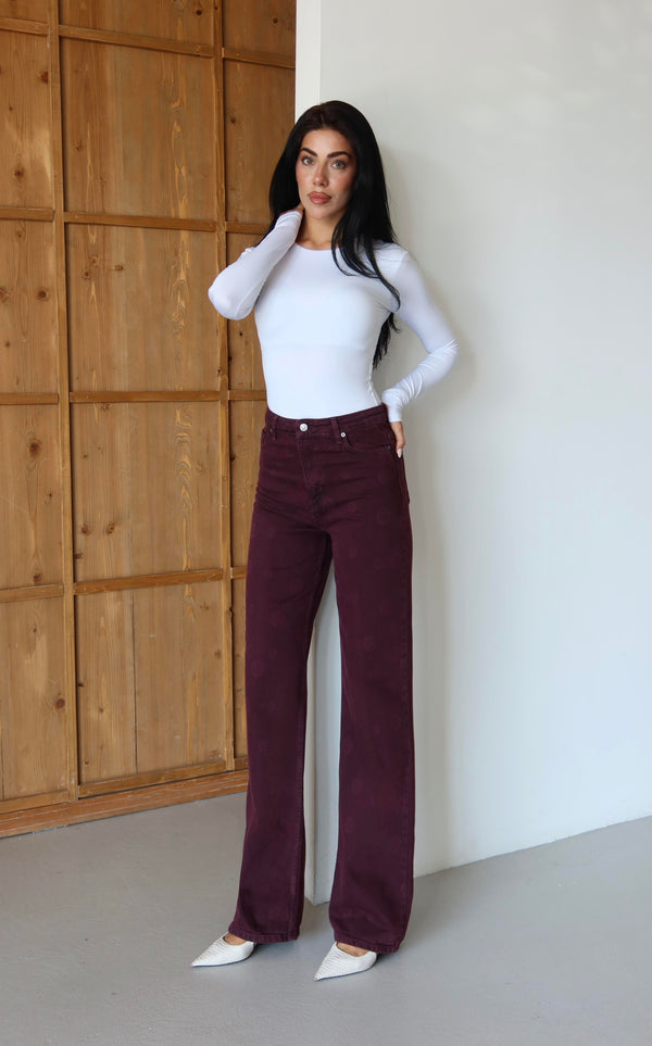 Blugi vișini cu talie înaltă, croială largă, model floral